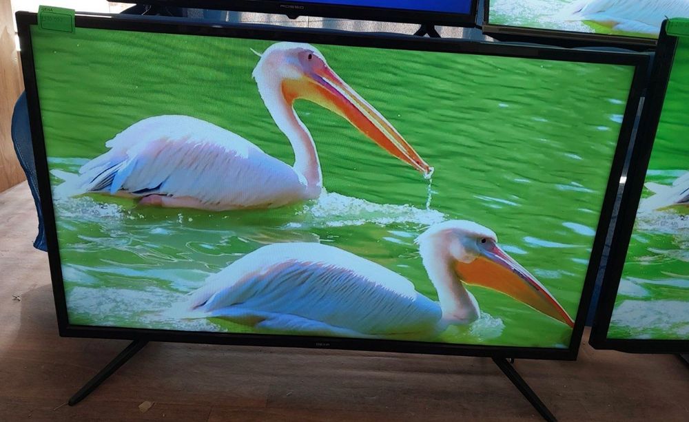 40 Samsung TV sotiladi