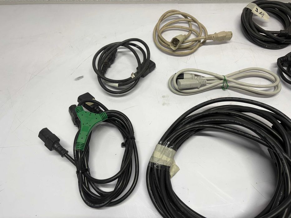 Захранващ кабел за UPS