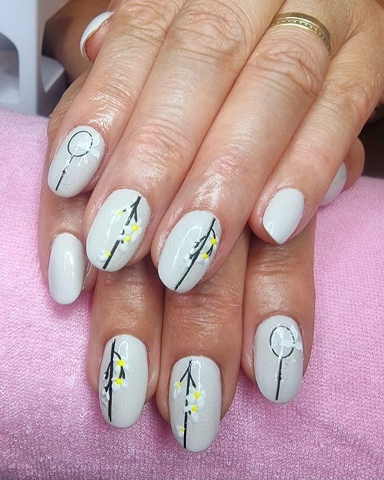 Unghii gel și semi