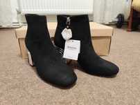 Botine Bershka (37), Ghete de piele naturală Dasha (38)