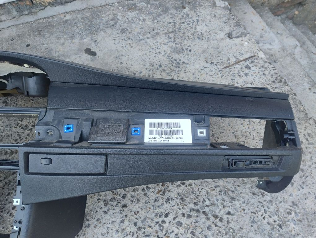 Табло за БМВ Е60 Е61 с къпхолдъри/BMW E60 E61