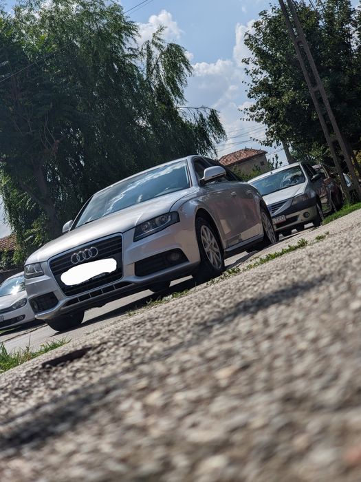 Vând Audi A4 b8 2009