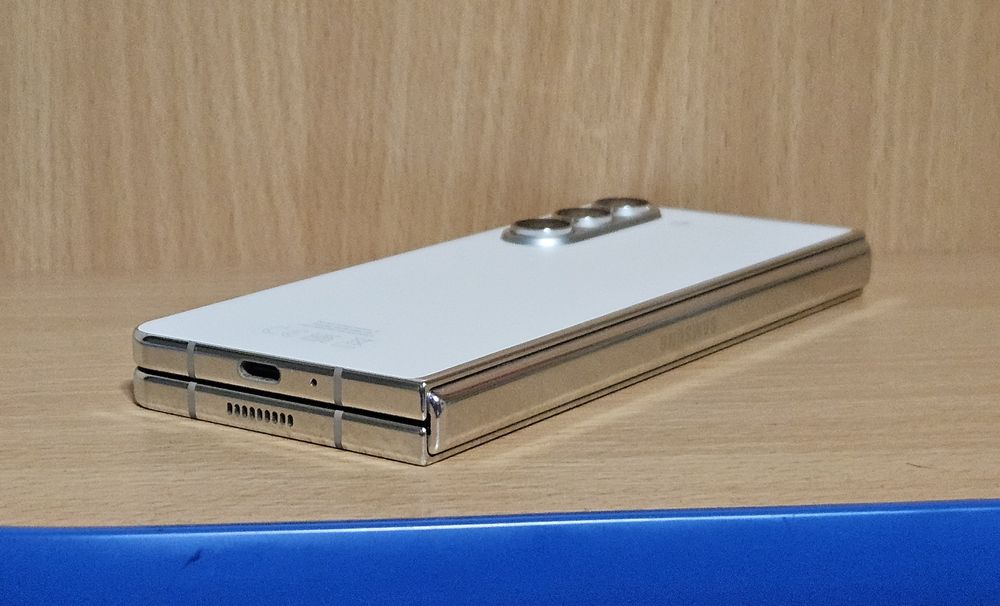 Samsung Z Fold 5 512 GB 12 GB RAM