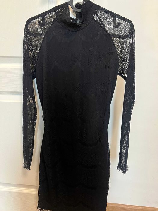 Мини дантелена рокля С КАТО НОВА