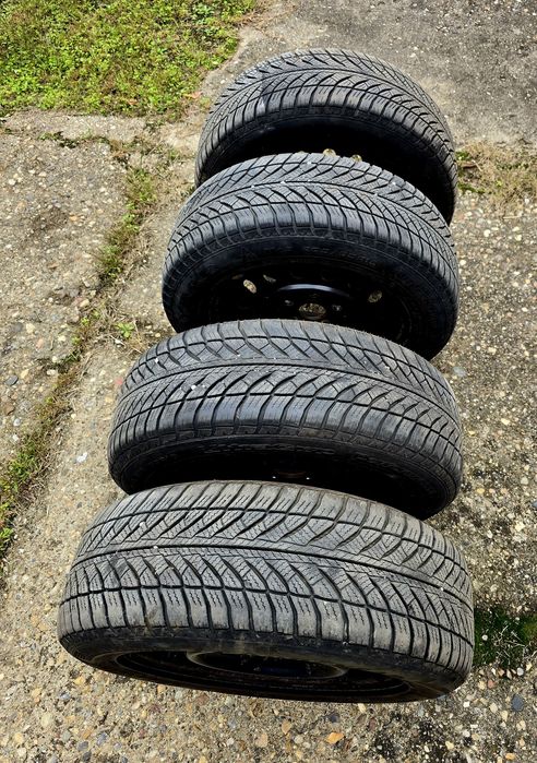 Roti de iarna cu jante 5x114.3 pt toyota 205/60/16 anvelope goodyear