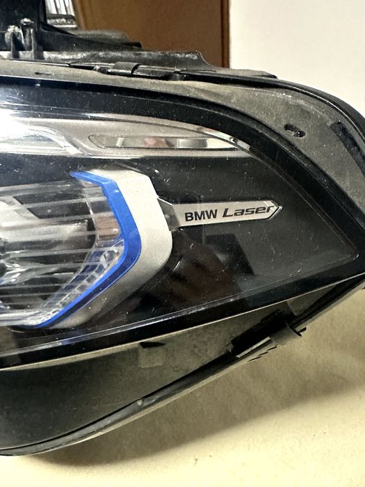 Ляв фар BMW X7 G07 LASER