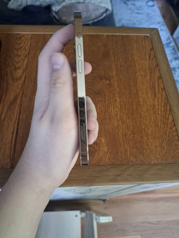 iPhone 12 PRO 6/128 Gold otlichni sostayaniyada