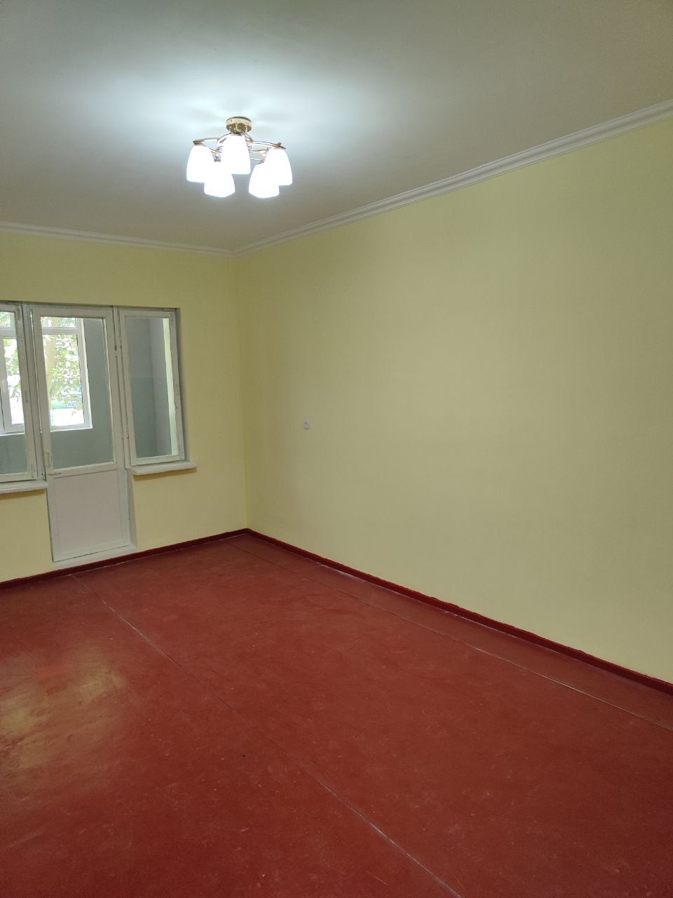 Продаётся 2-х комнатная квартира в Чирчике, 10 м/район