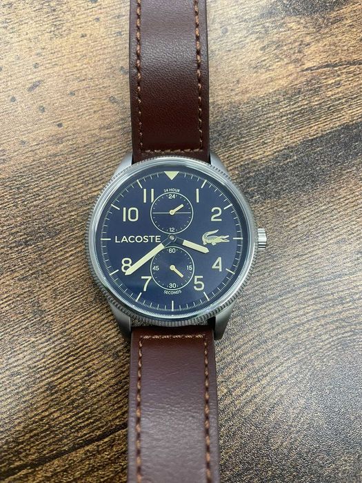 Часовник Lacoste