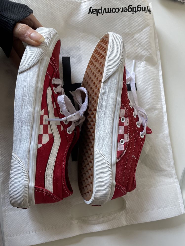 Vans, marimea 37 - 23.5 cm