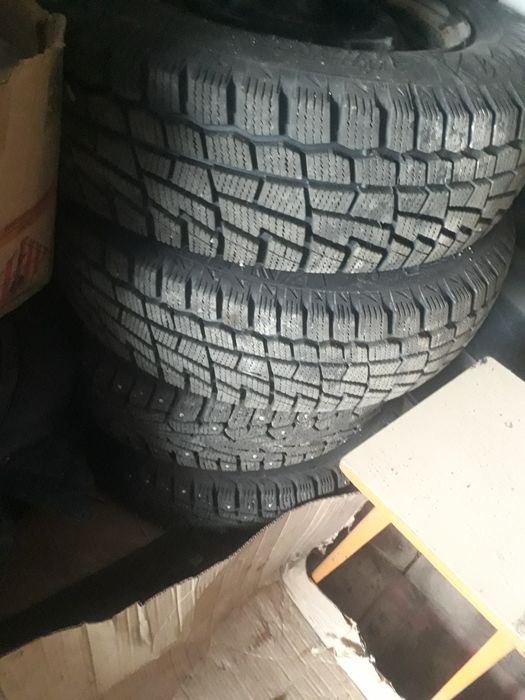 Колёса на 13 комплект и двигатель 1.5 обьём на пятнашку четырку