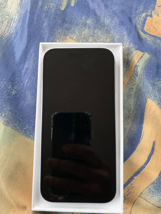 Iphone 16 128gb чисто нов