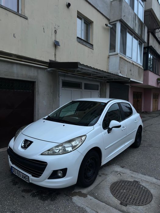 Peugeot 207 - An fabricatie 2011