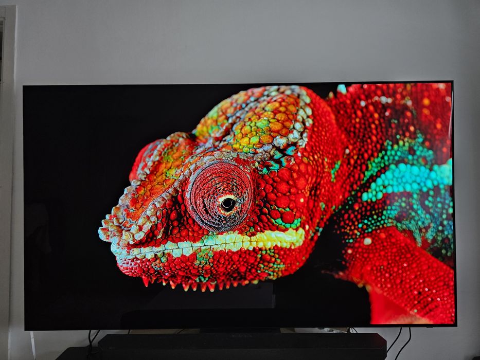 Vand Televizor OLED Samsung S90D 83 inch sau 210 cm diagonala