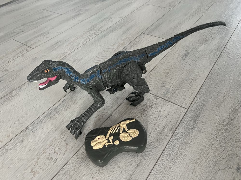 Dinozaur robot Noriel