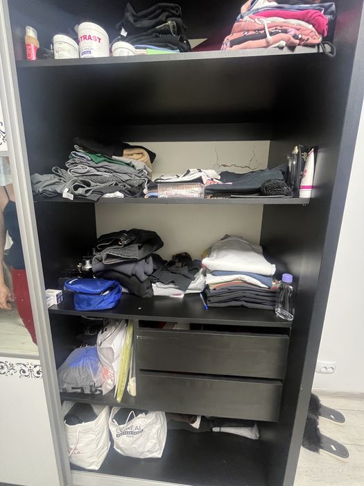 Sifonier cu usi culisante