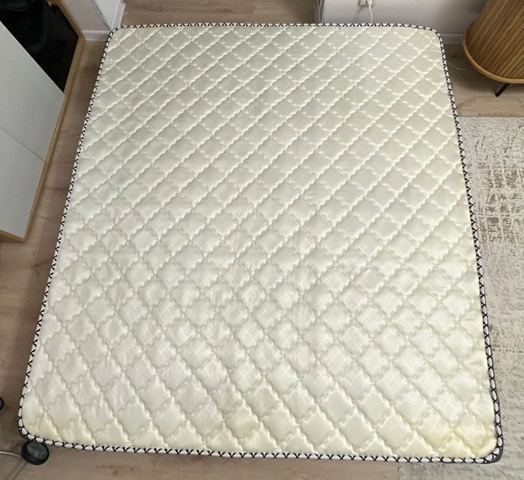 Отдам матрас бесплатно