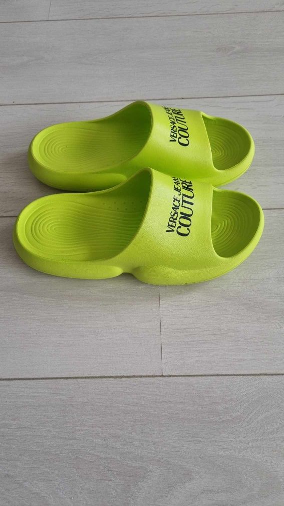 Versace джапанки