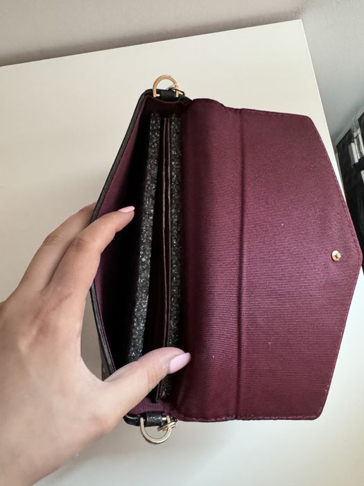 Geanta de umar Louis Vuitton