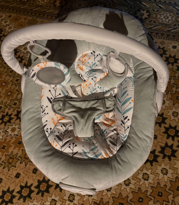 Scaun balansoar pentru bebelusi