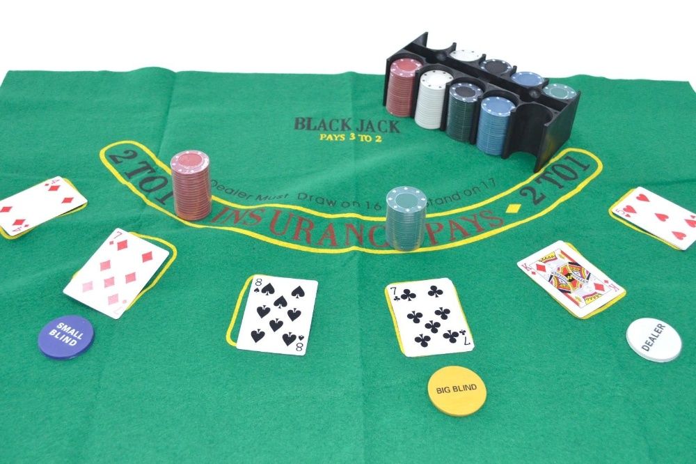 Покер Сет от 300 части за игра Комплект за покер чипове