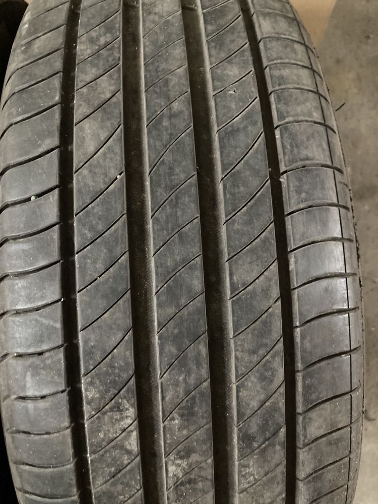 4броя 215/60R17 Michelin Premacy4