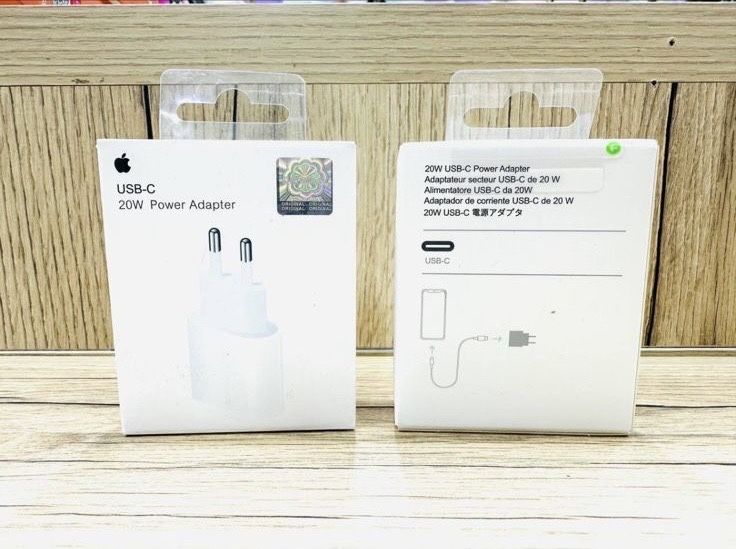 Адаптер на айфон оригинал