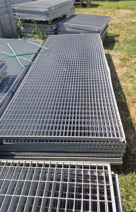 Grătare zincate galvanizate tăiem orice dimesune dorita de client