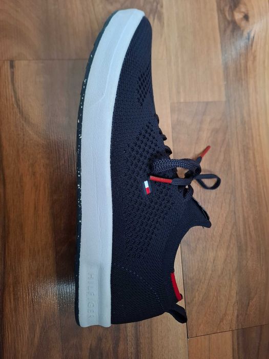 Adidasi Tommy Hilfiger