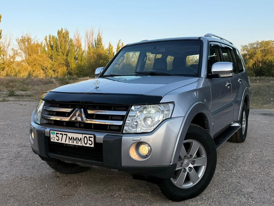 Продам шикарный автомобиль есть обмен на квартиру