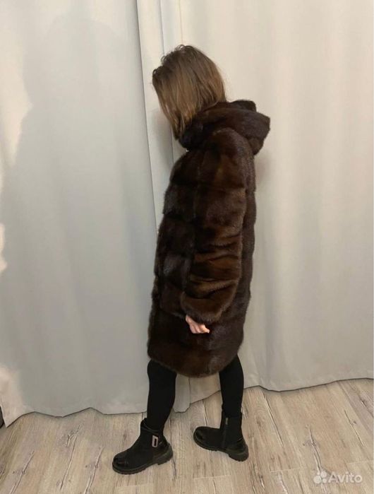 Продам норковую шубу