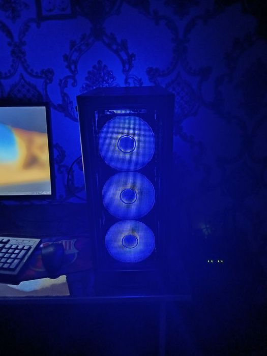 Игровой компьютер Продаётся все в комплекте