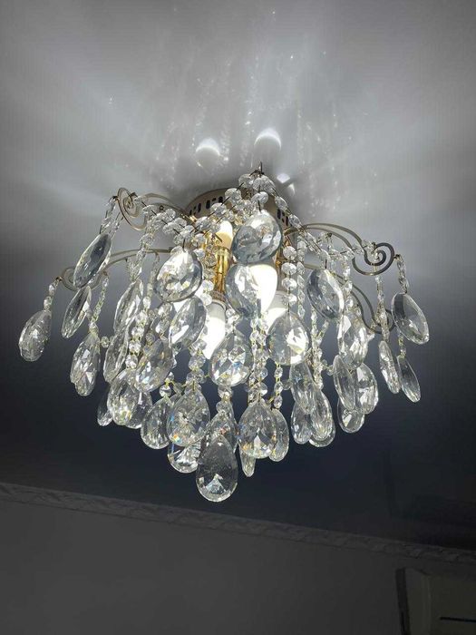 Люстра хрустальная