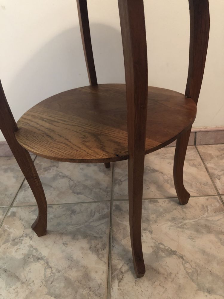 Masa,masuta rotunda franceza,din lemn masiv,cu etajera