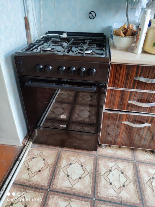 Газовая плита Artel