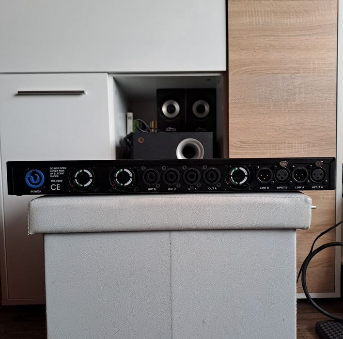 Крайно стъпало висококачествено "Ventsel" 1U 2x1000W