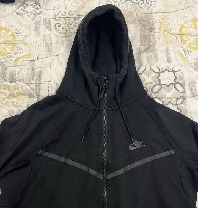 Nike tech fleece мъжки суитчър