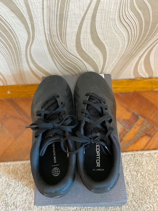 Маратонки Adidas Predator 37 1/3