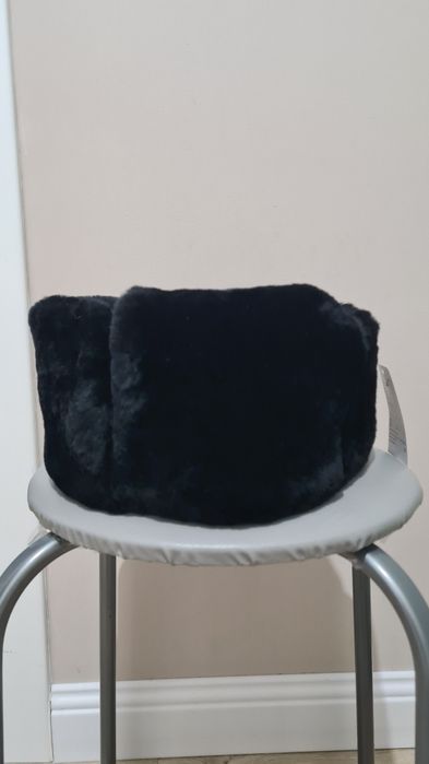 Продаю Шапку Ушанку новая