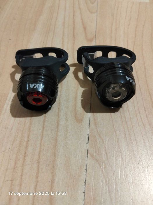 Set lumini bicicletă AXA