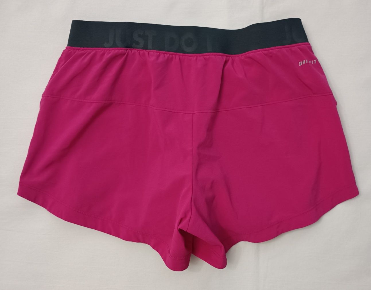 Nike DRI-FIT 2in1 Shorts гащета с клин 2в1 S Найк спорт фитнес шорти