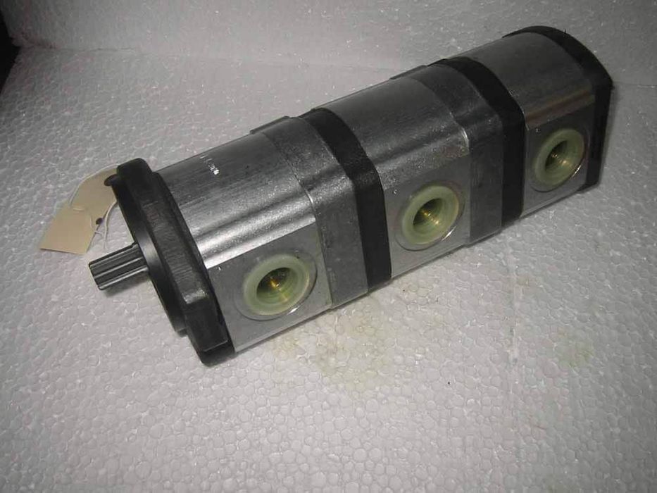 pompa hidraulica miniexcavator case cx16