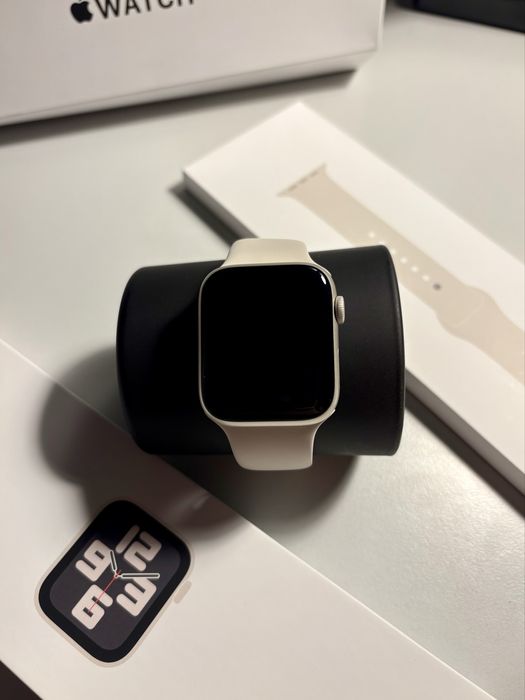 Apple Watch SE (2024)