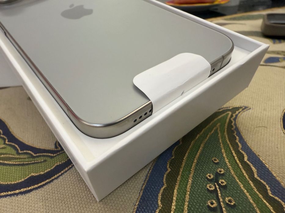 Продаётся Iphone 15 Pro max 256 Gb состояние идеальное, документы есть