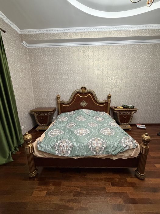 Спальный гарнитур, кровать