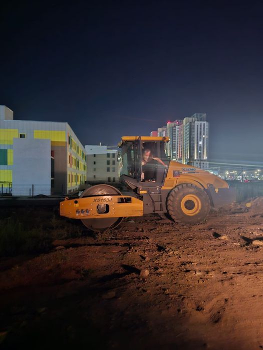 Грунтавой каток 14-16 тонн. Каток в Аренду