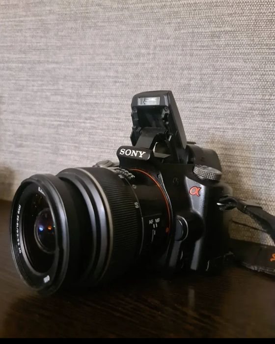 Зеркальный фотоаппарат