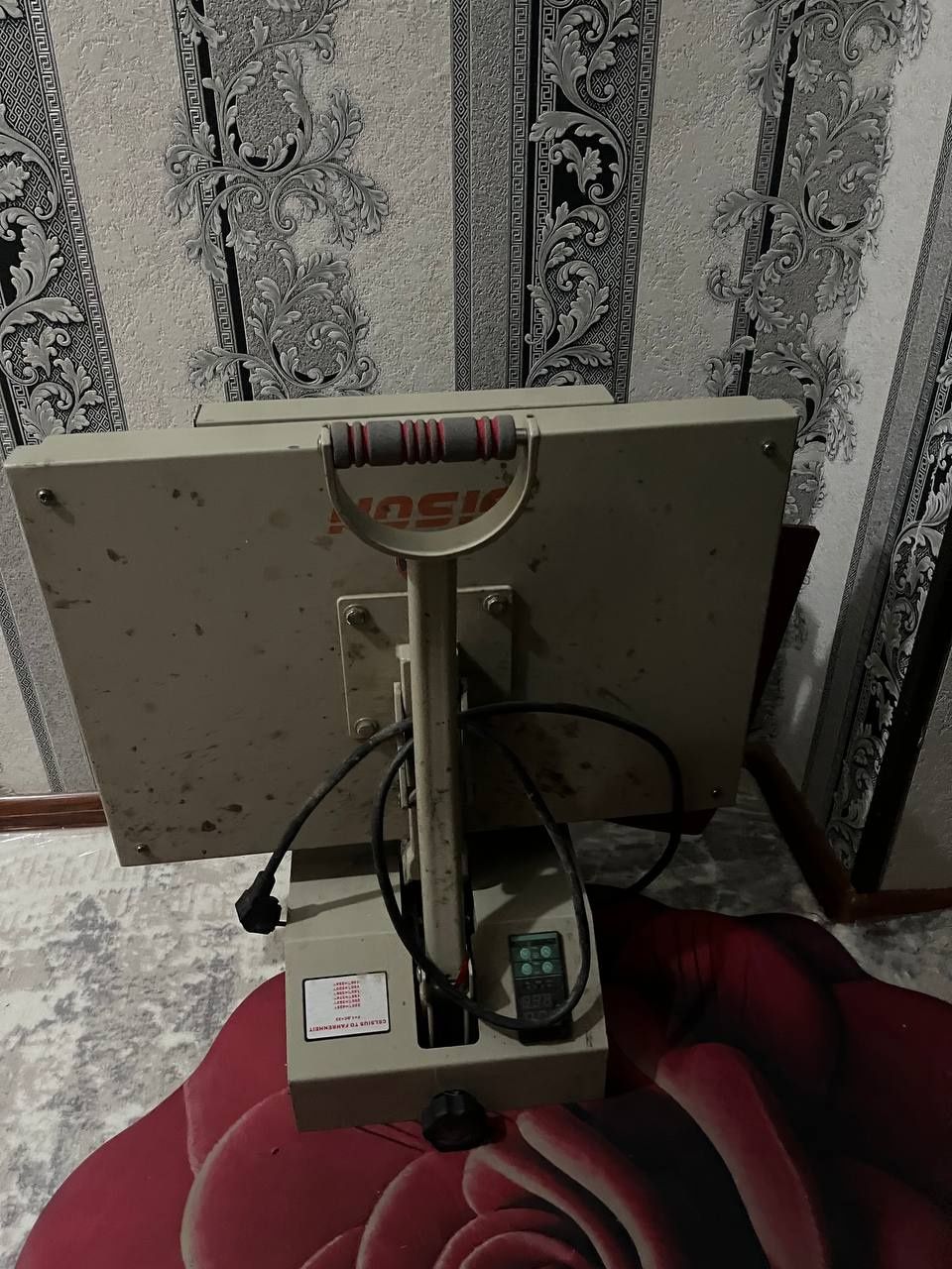 Press Aparat sotil