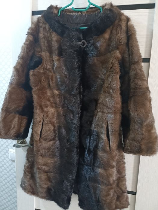 Продам норковую шубу, размер 42-44