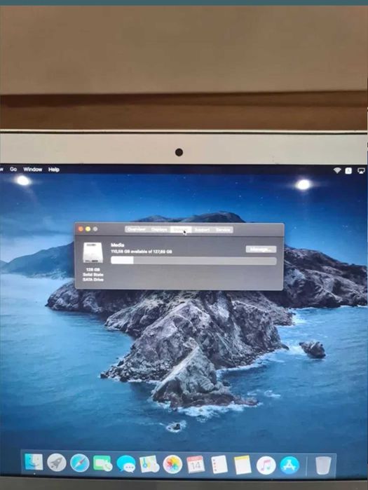 Vând MacBook Air 13 inch, model A1466 (EMC 2924)